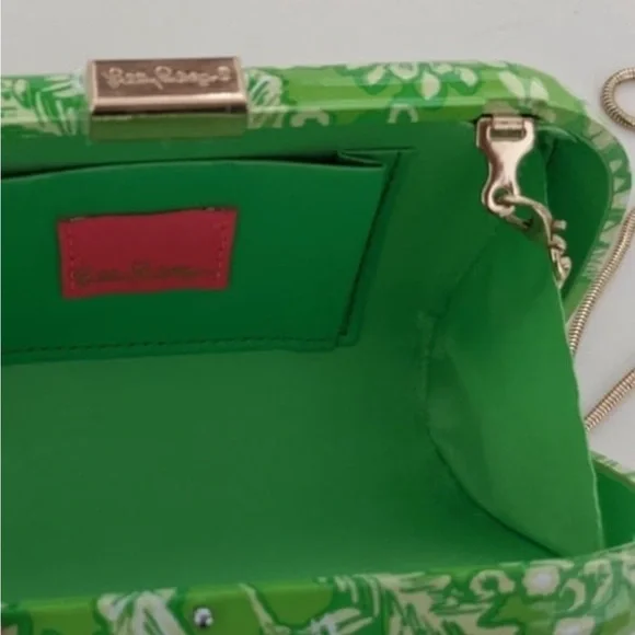 NEW LILLY PULITZER Purse Crossbody Limeade It’s a Spring Thing Clutch. - Picture 4 of 16